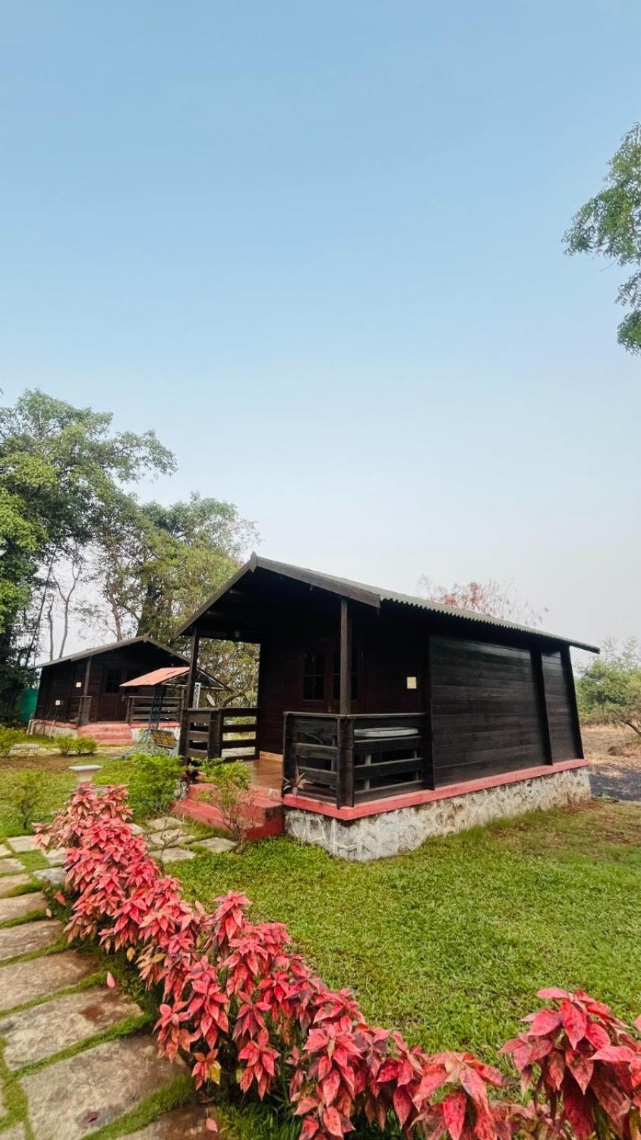 Cocorico Stay Ya! Cottages Alibag Bagian luar foto